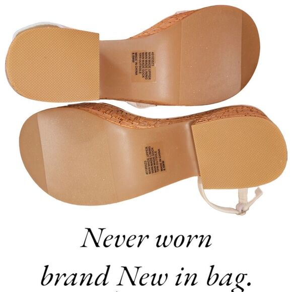 NEW TORRID Wide Width Platform Cork White Strappy Summer Sandals. - Picture 9 of 13